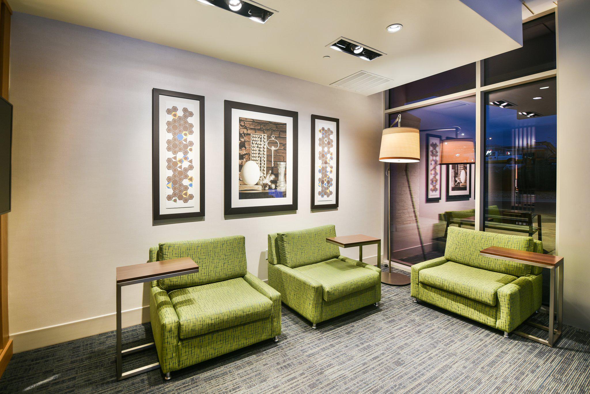 Holiday Inn Express & Suites Lehi - Thanksgiving Point Photo