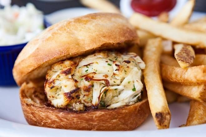 Lump Crab Cake Sandwich