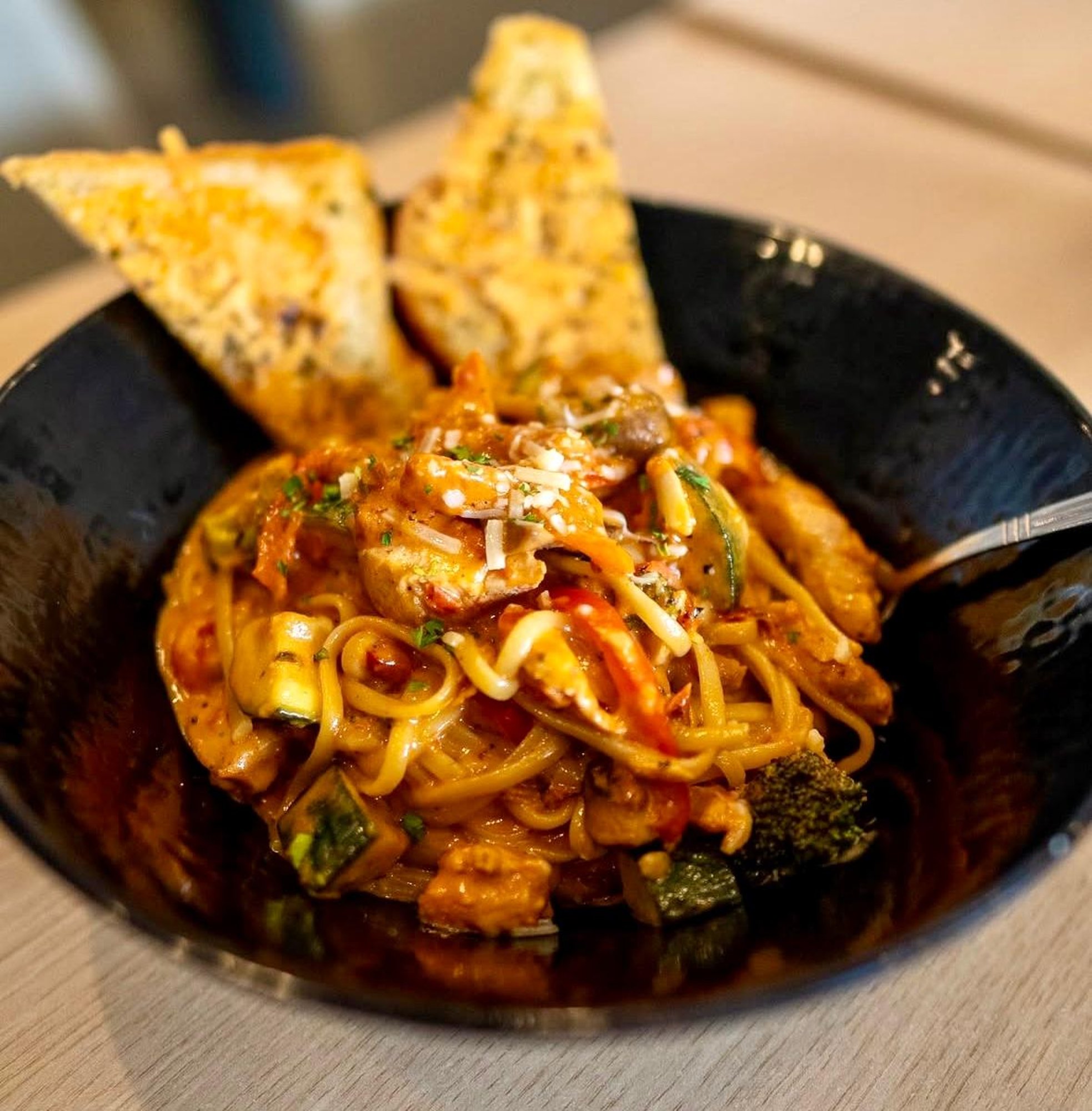 Belen Chicken Linguini