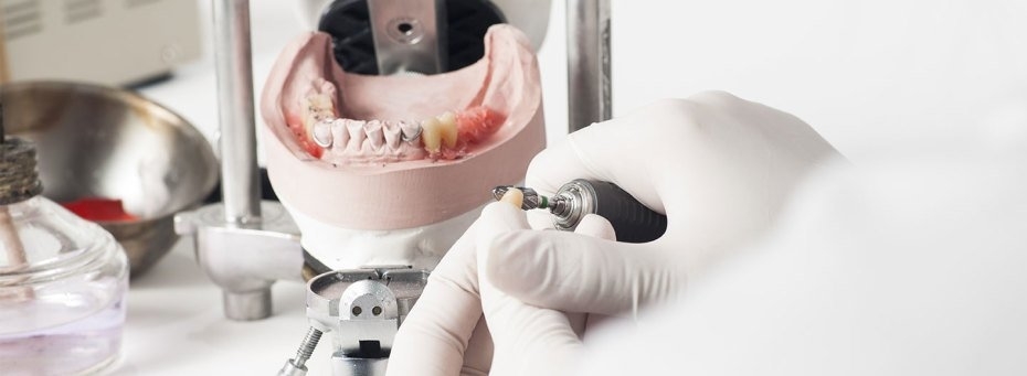 Images North Vancouver Denture Clinic