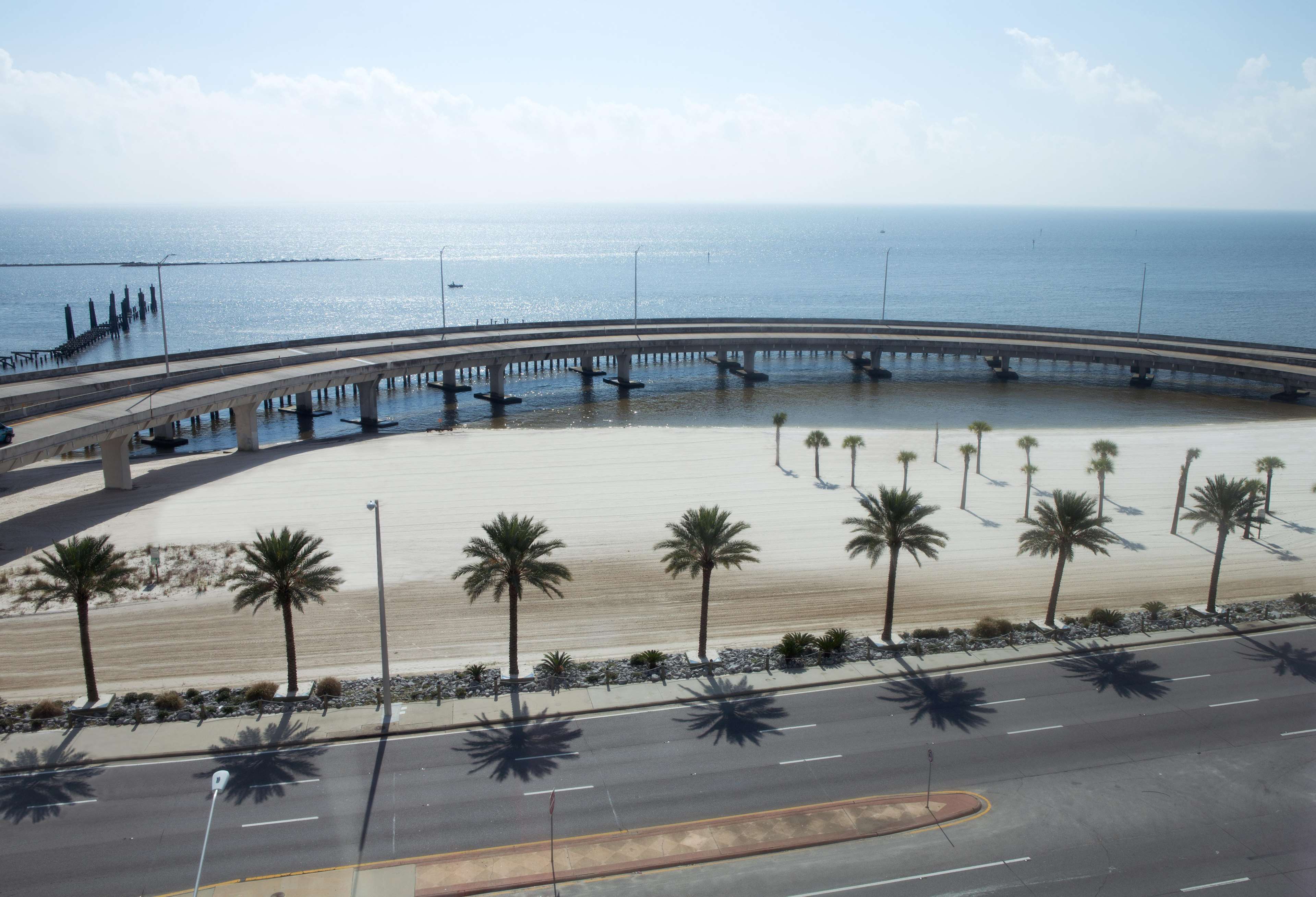 DoubleTree by Hilton Hotel Biloxi Photo