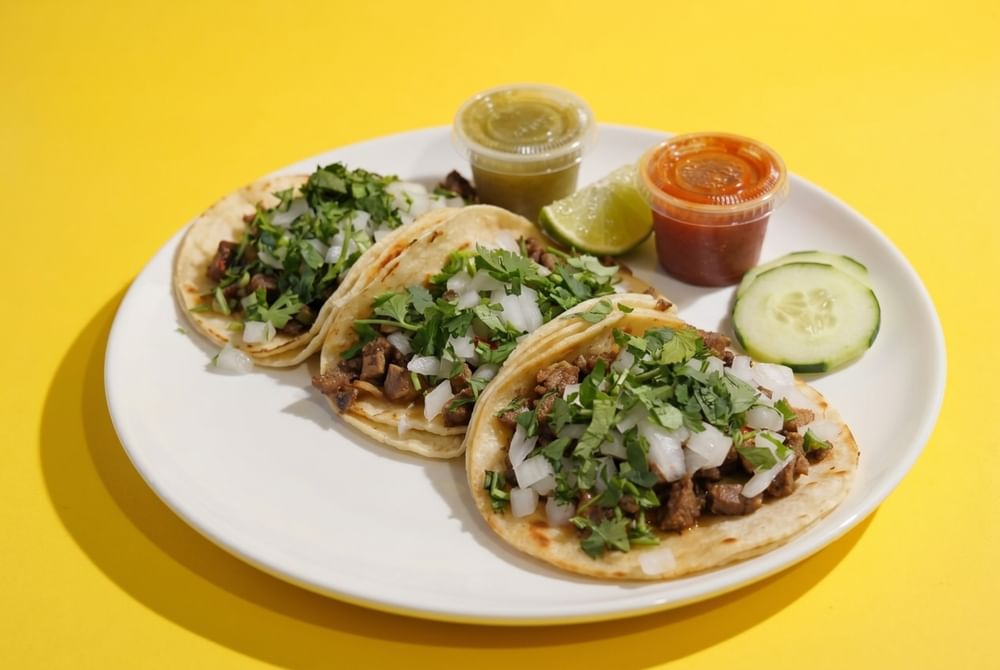 Beef Tongue Taco / Lengua