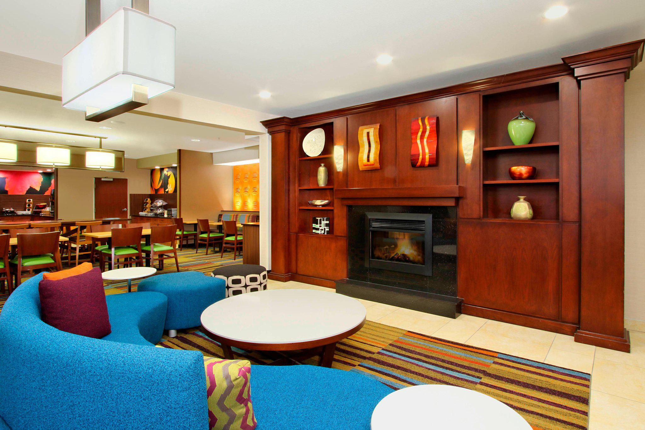 Fairfield Inn & Suites by Marriott Colorado Springs South Photo