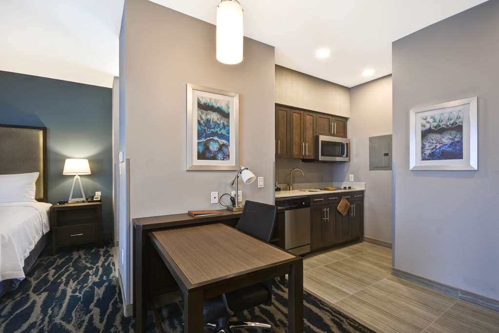 Homewood Suites by Hilton Conroe Image
