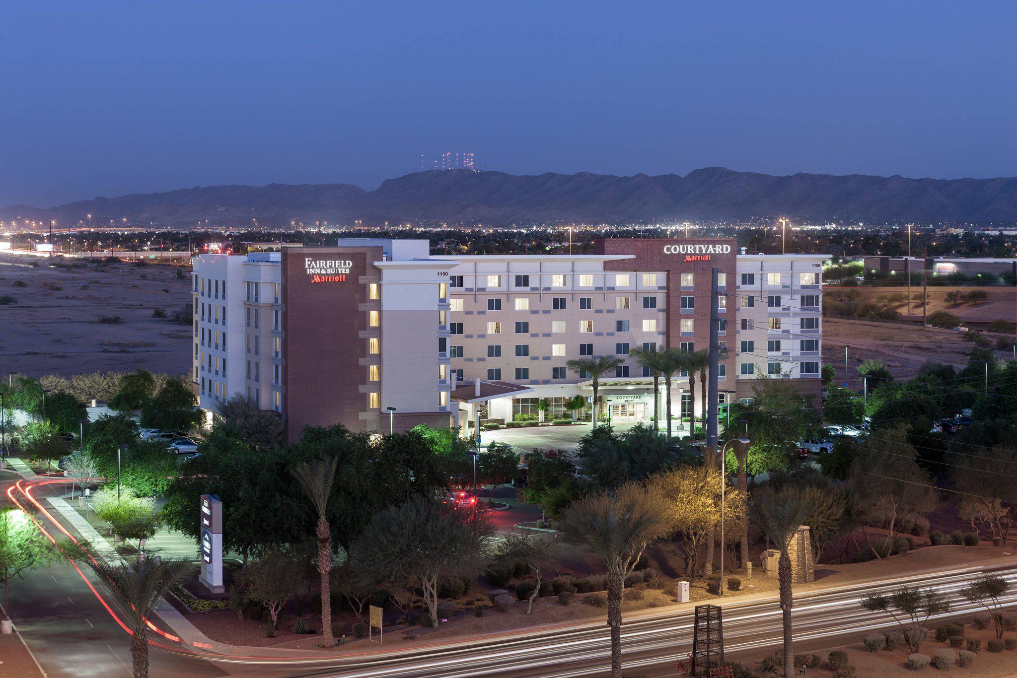 Fairfield Inn & Suites by Marriott Phoenix Chandler/Fashion Center Photo