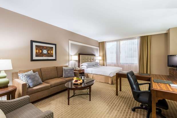Images Hilton Indianapolis Hotel & Suites