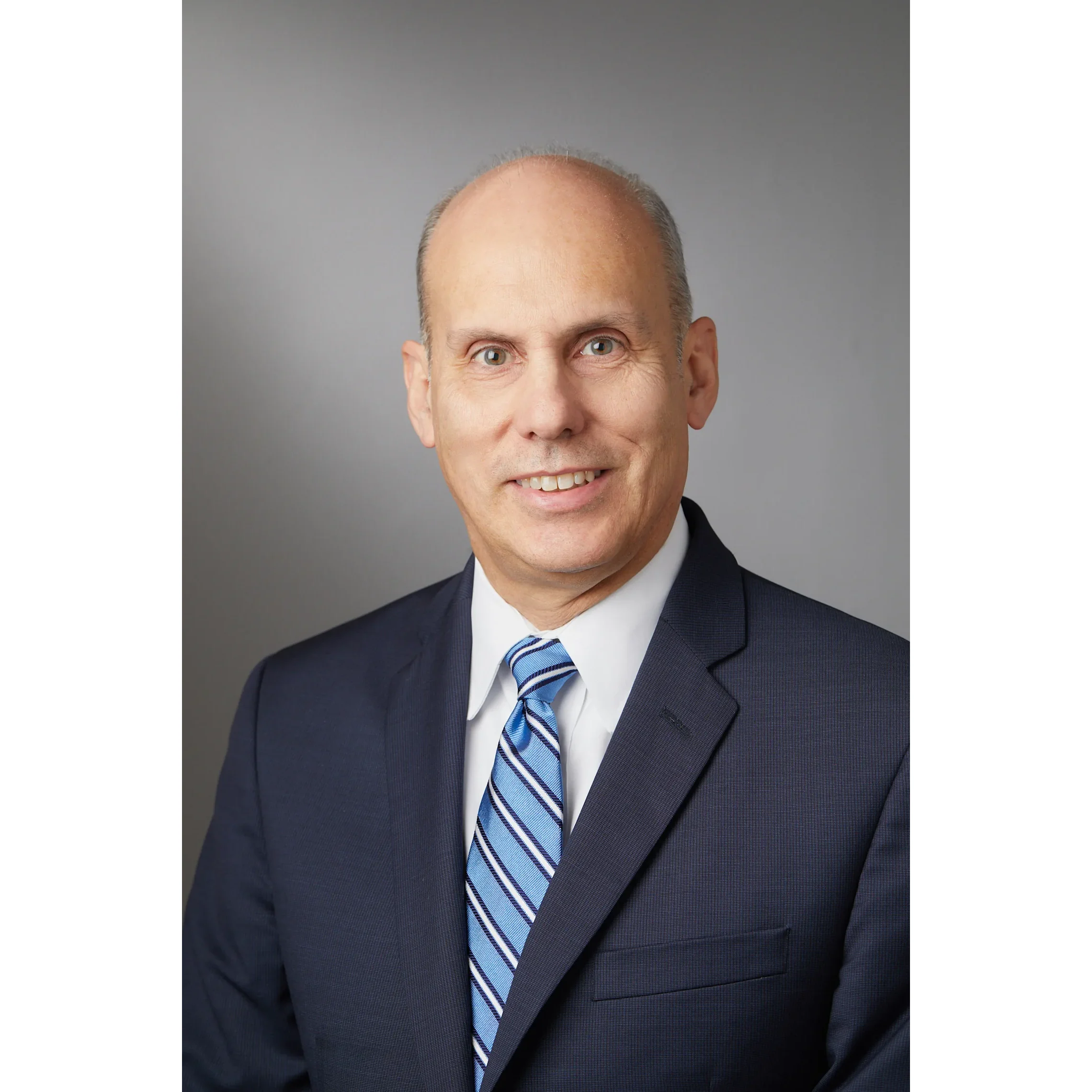Raul J Guzman, MD