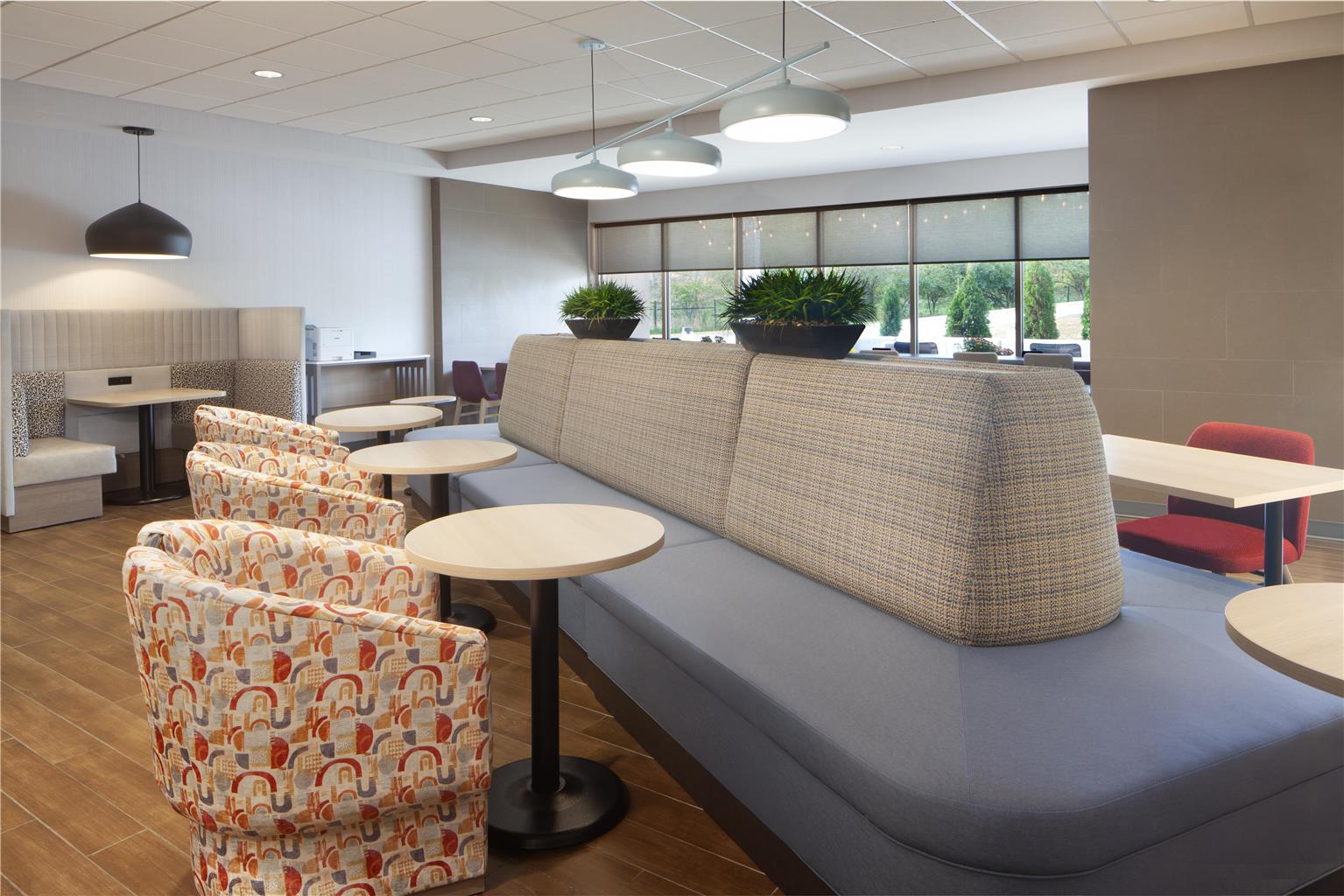 Home2 Suites by Hilton Canton Image