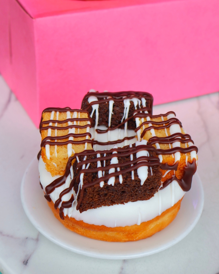 Marble Cake (ENDS 10/4)