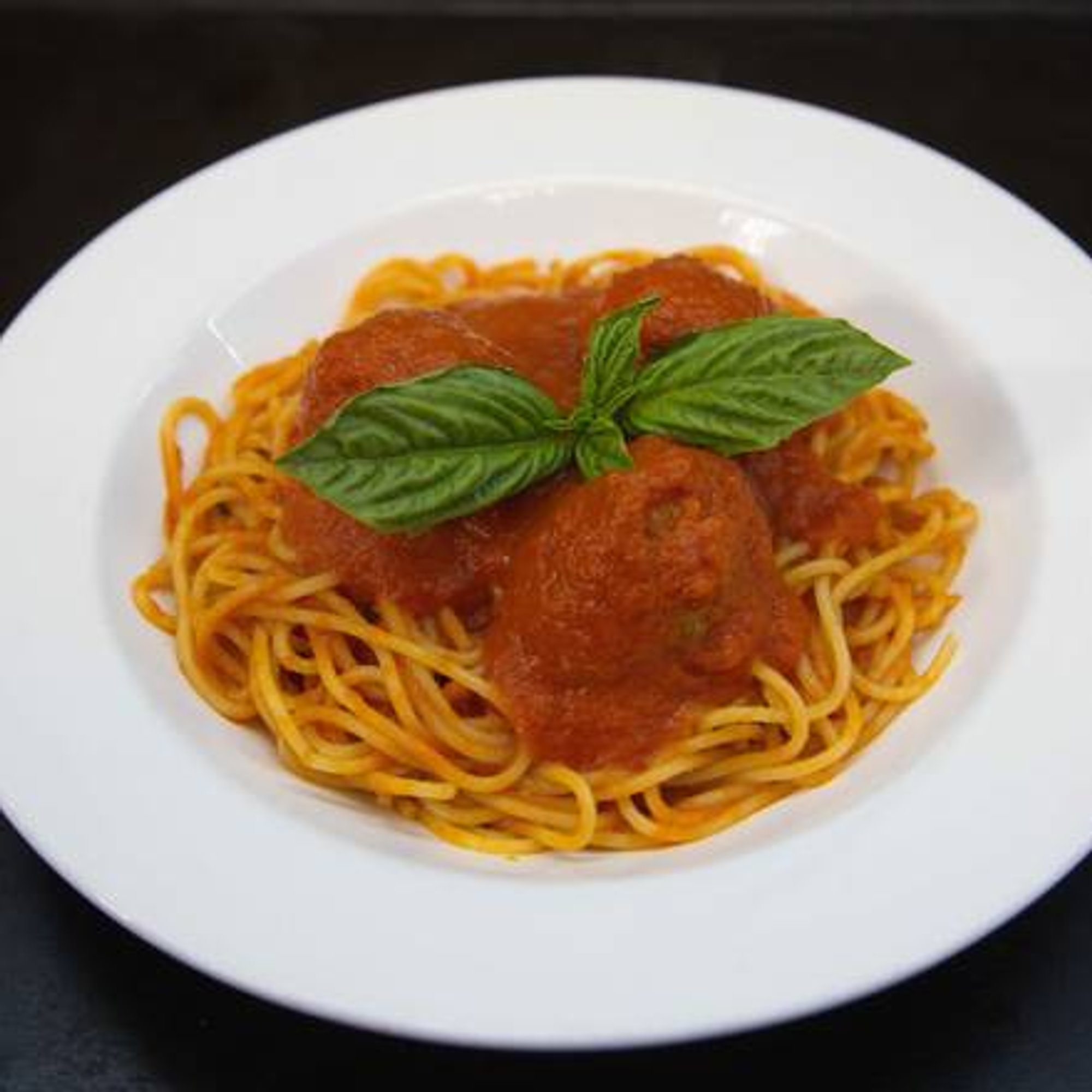 Spaghetti with Meatballs or Sausage