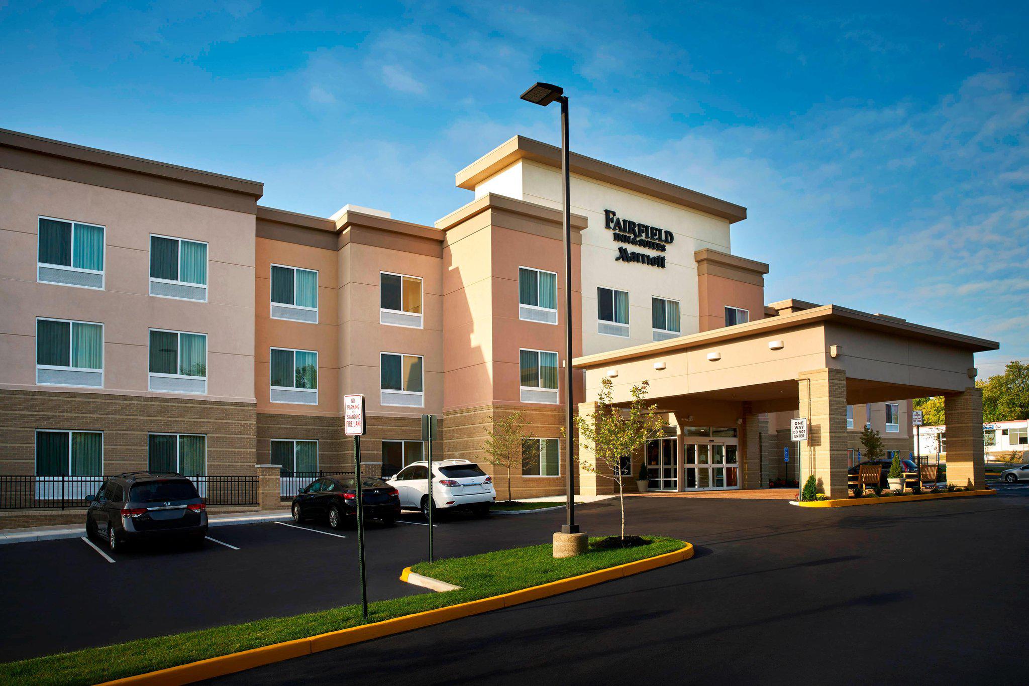 Fairfield Inn & Suites by Marriott Alexandria Photo