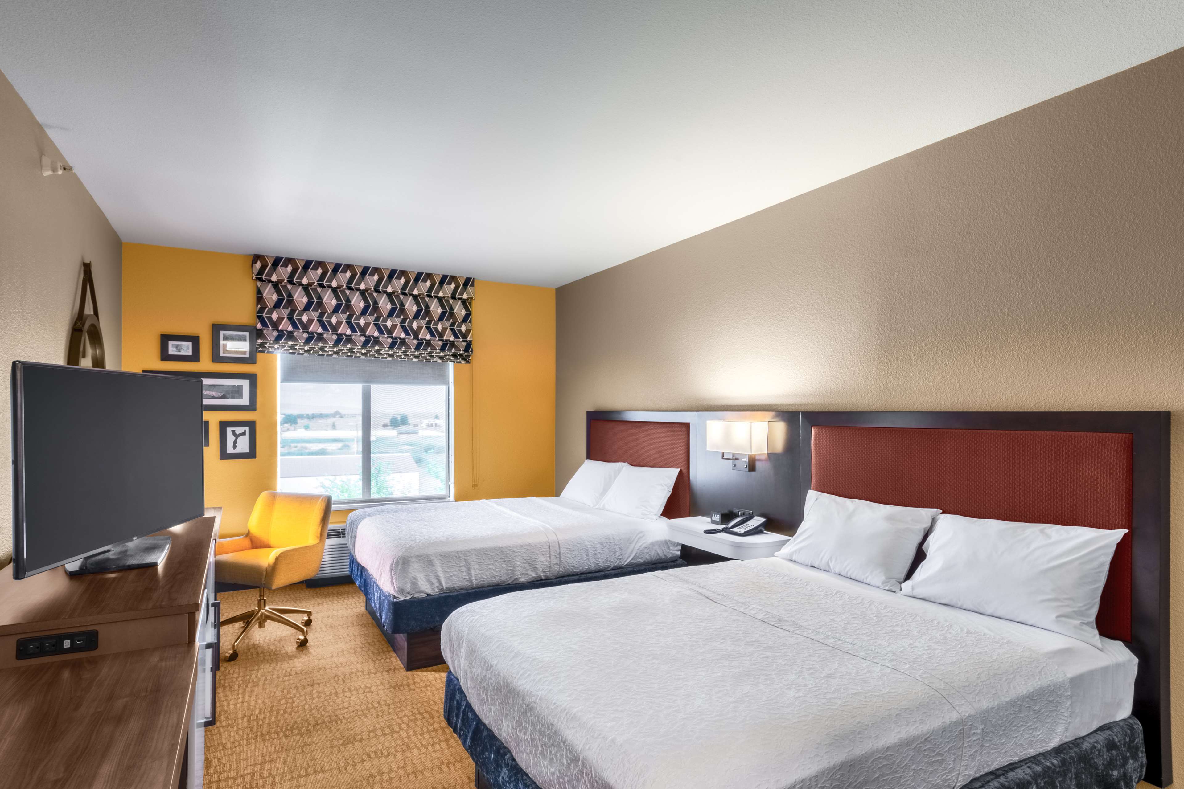 Guest room