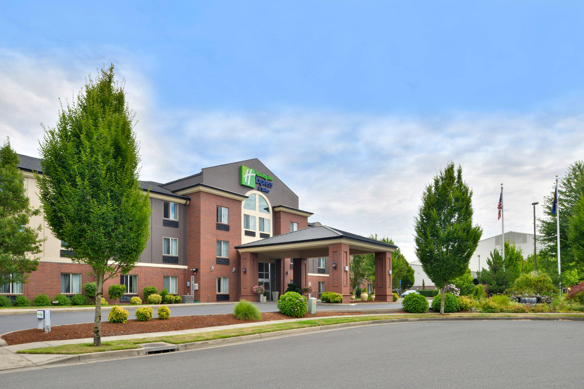 Holiday Inn Express & Suites Albany Photo