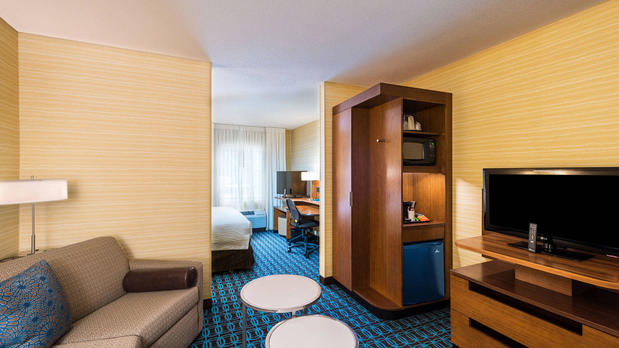 Images Fairfield Inn & Suites by Marriott Uncasville