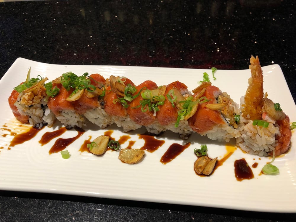 Shrimp Garlic Tuna Roll (New)