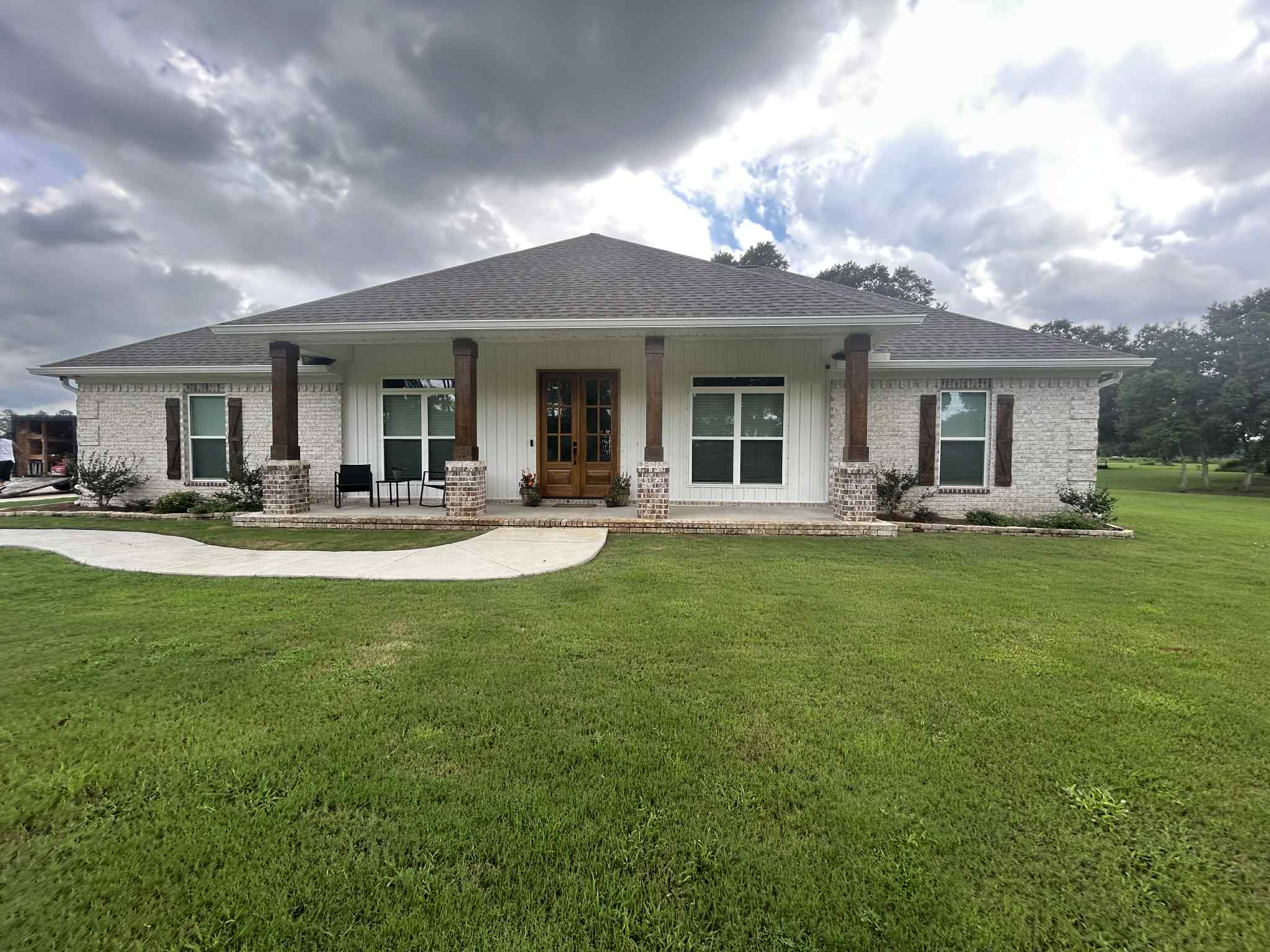 Southern Gutters LLC Image