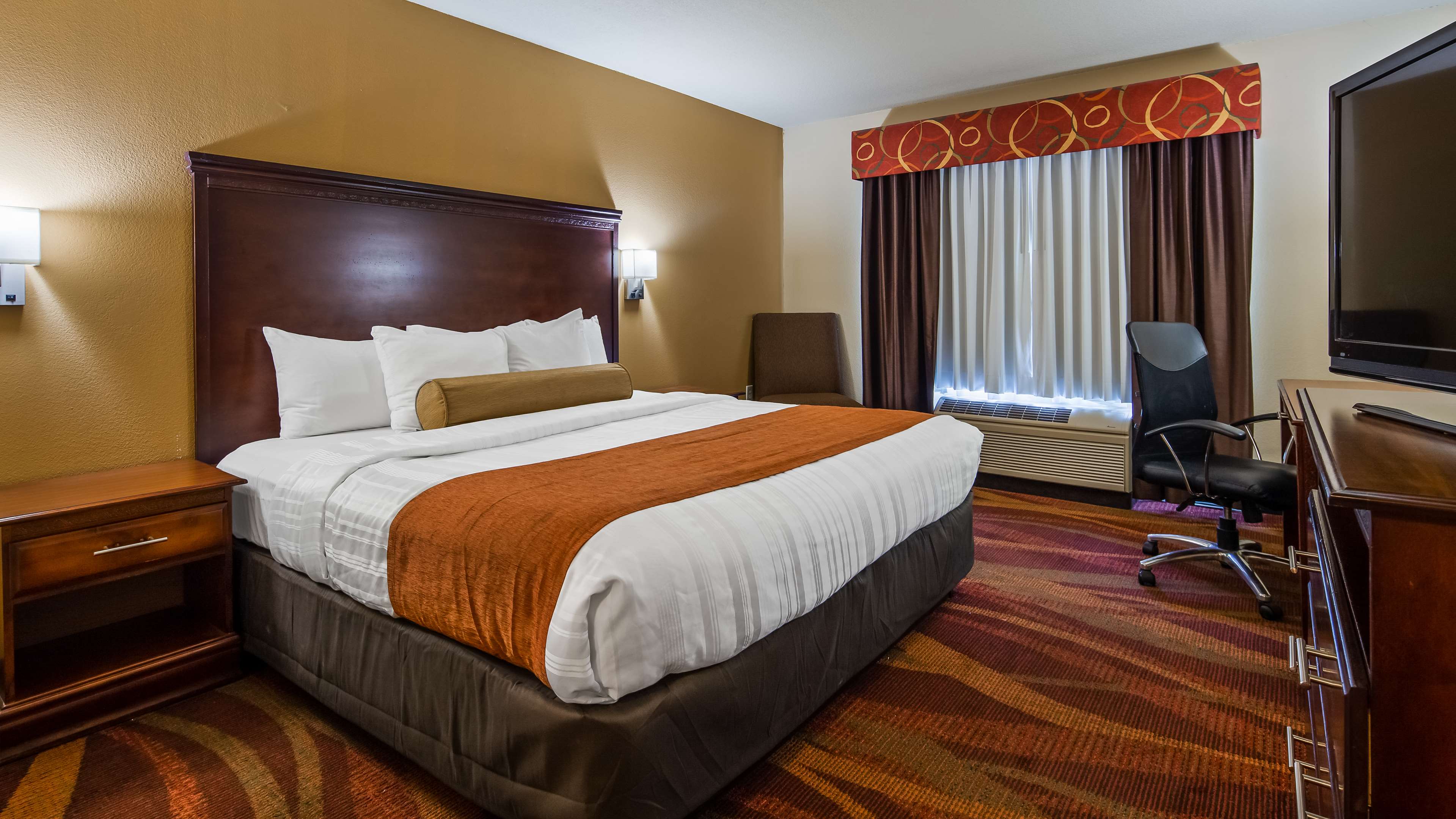 Best Western Plus Fort Wayne Inn & Suites North Photo