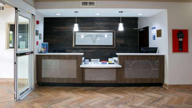 Images Best Western Plus Addison/Dallas Hotel