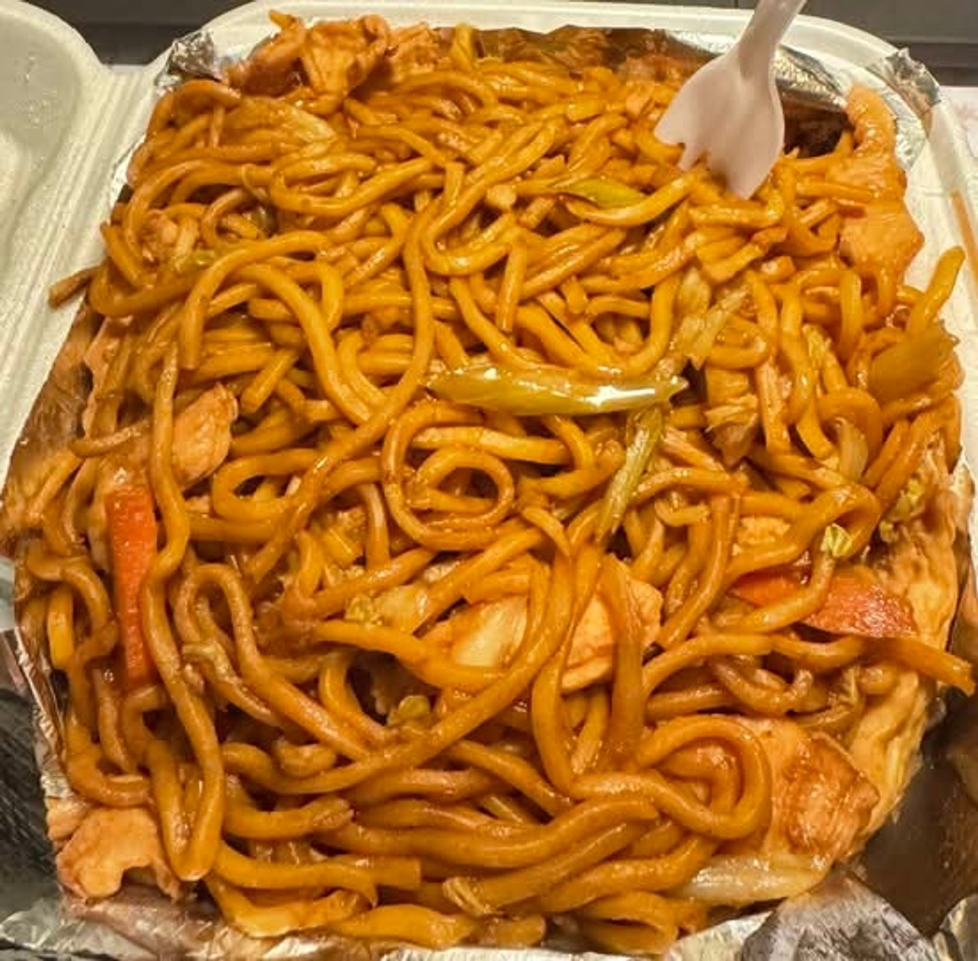 Chicken Lo Mein