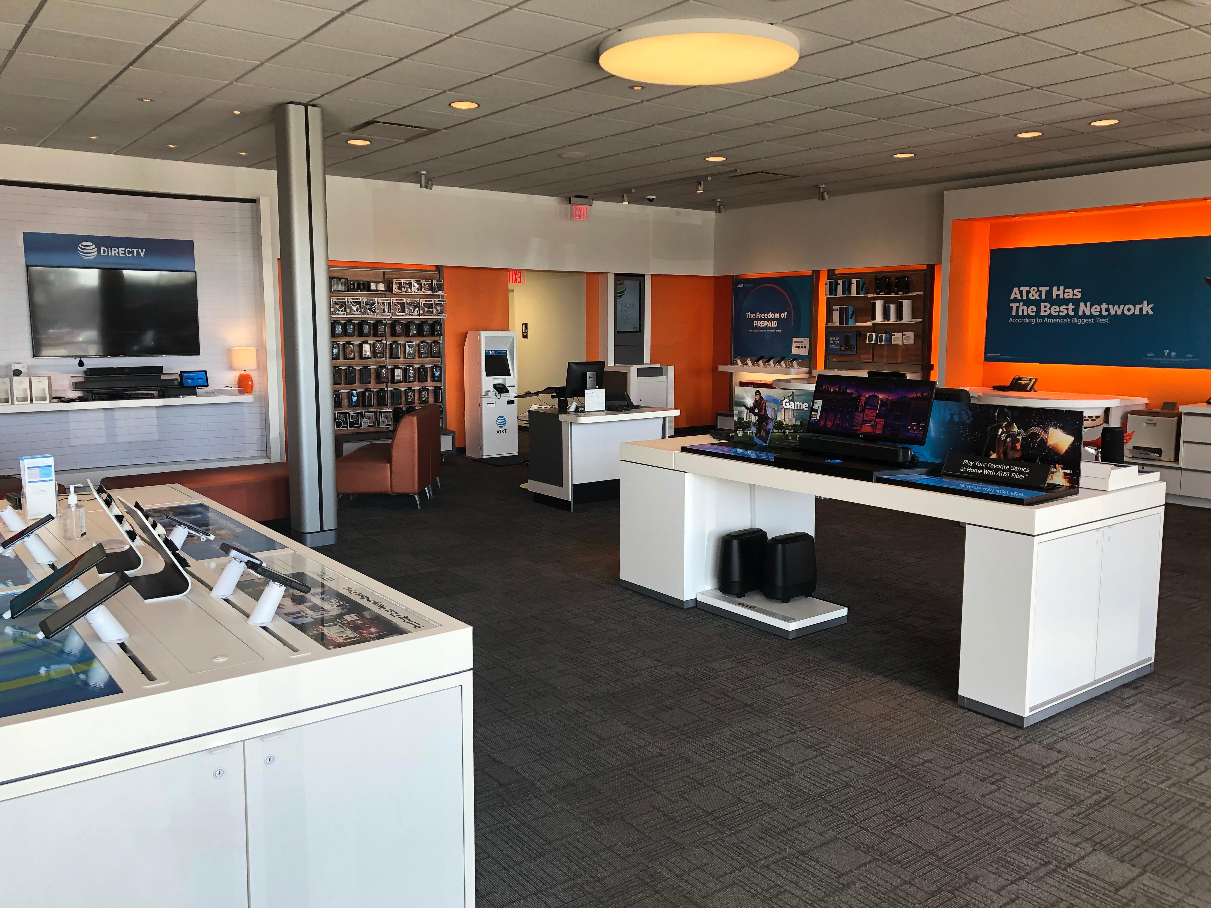 AT&T Store Photo