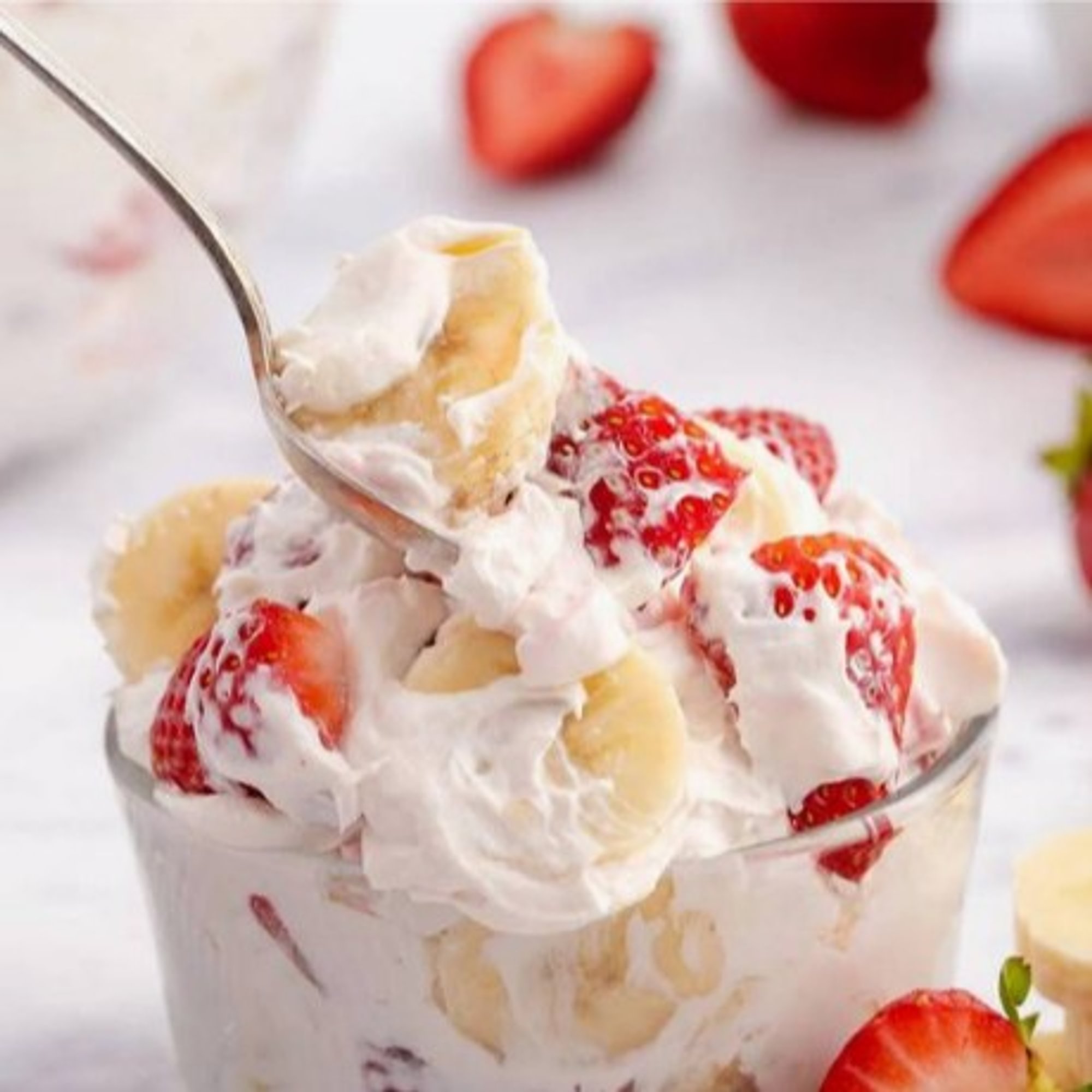 Strawberries Banana and Cream Cups Best Seller !!!