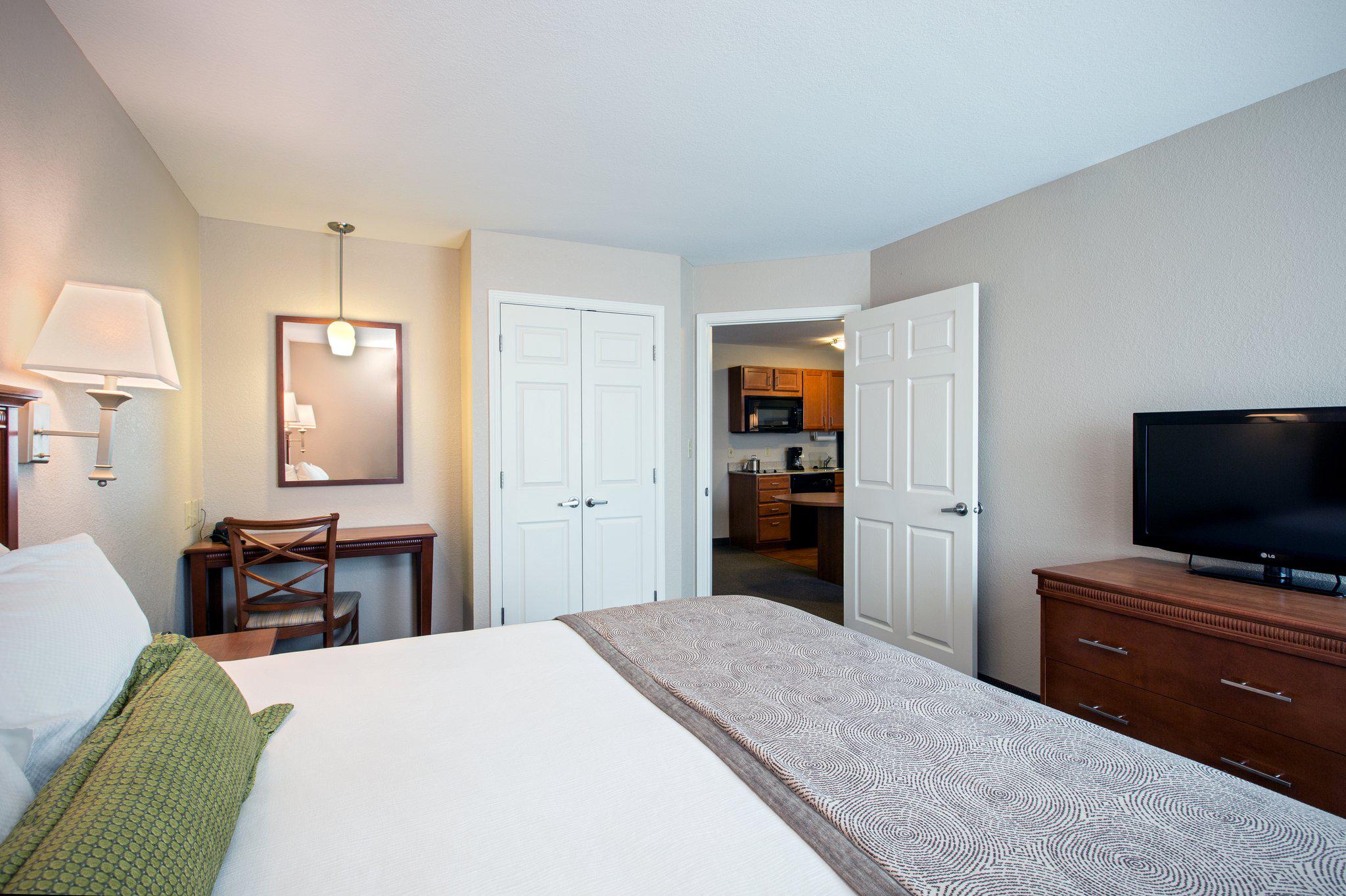 Candlewood Suites Indianapolis Northwest Photo