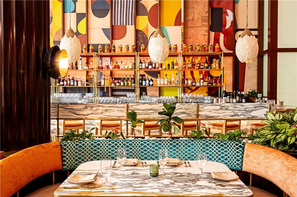 The Morrow Washington DC, Curio Collection by Hilton Image