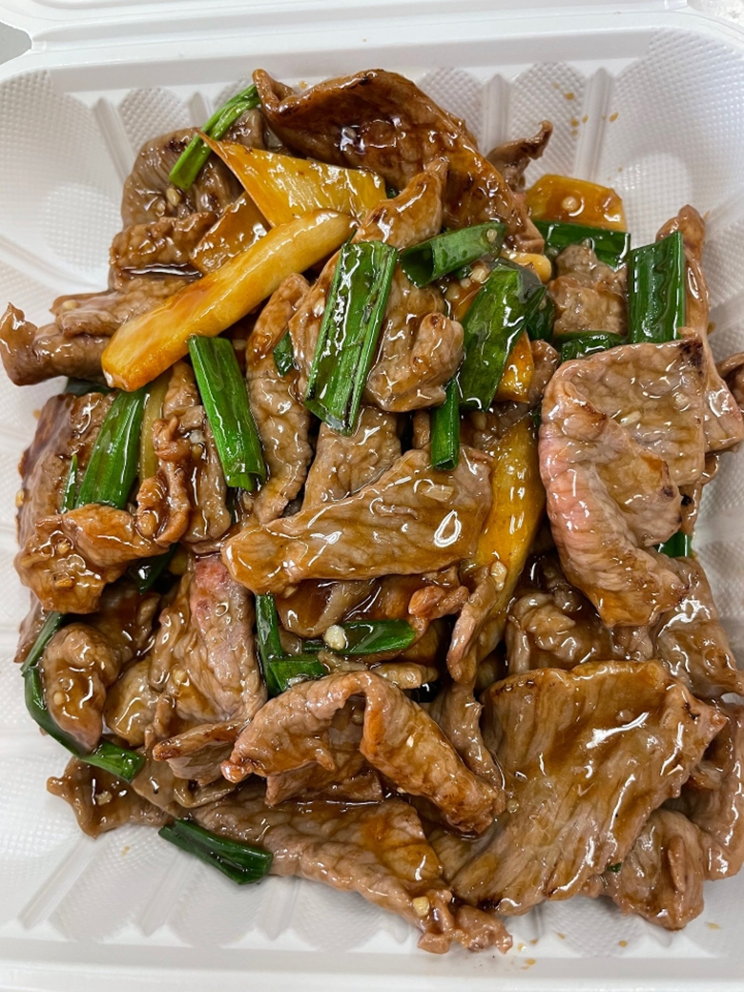 蔥薑牛肉 104.Beef with Ginger Onion