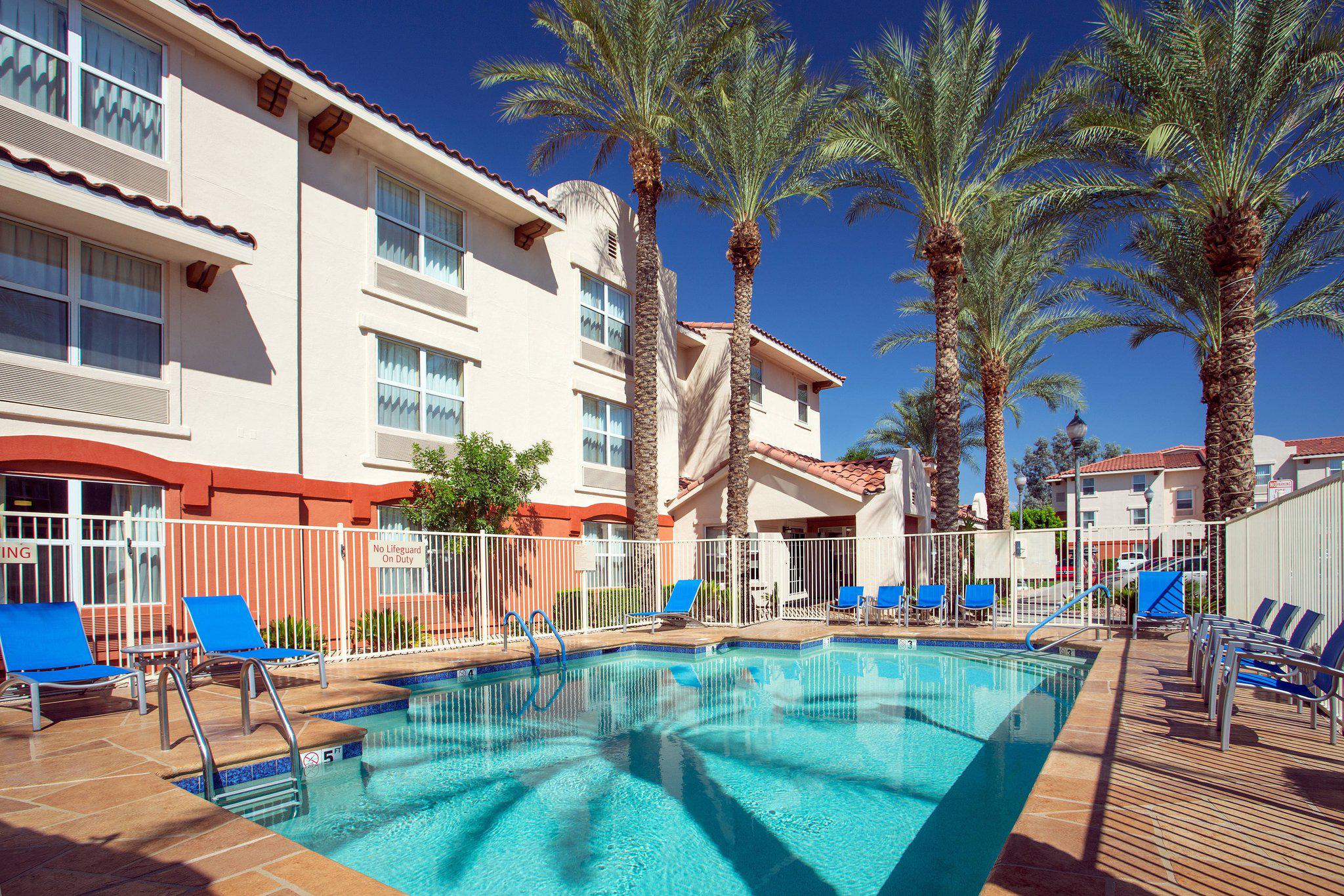 TownePlace Suites by Marriott Scottsdale Photo