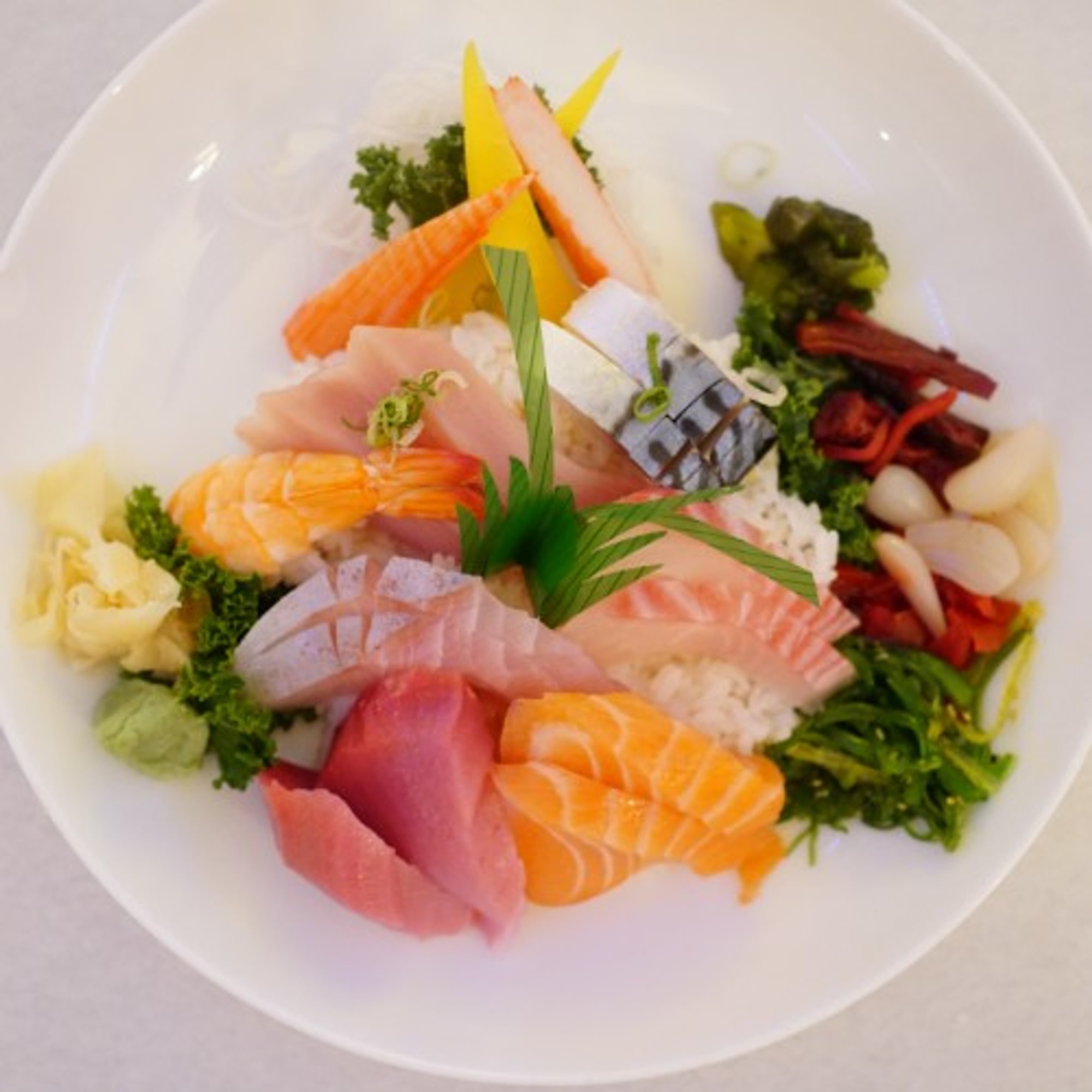 CHIRASHI LUNCH