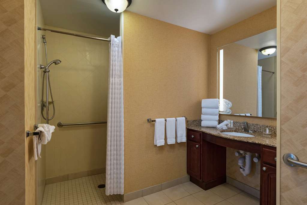 Homewood Suites by Hilton Fort Collins Image