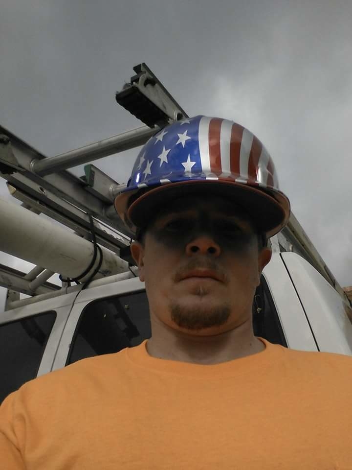 Realistic Home Builders Logo