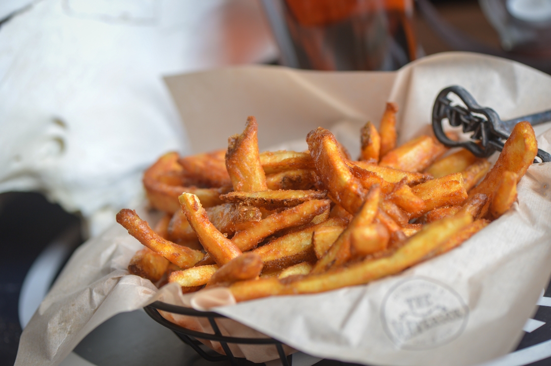 SEASONED FRIES