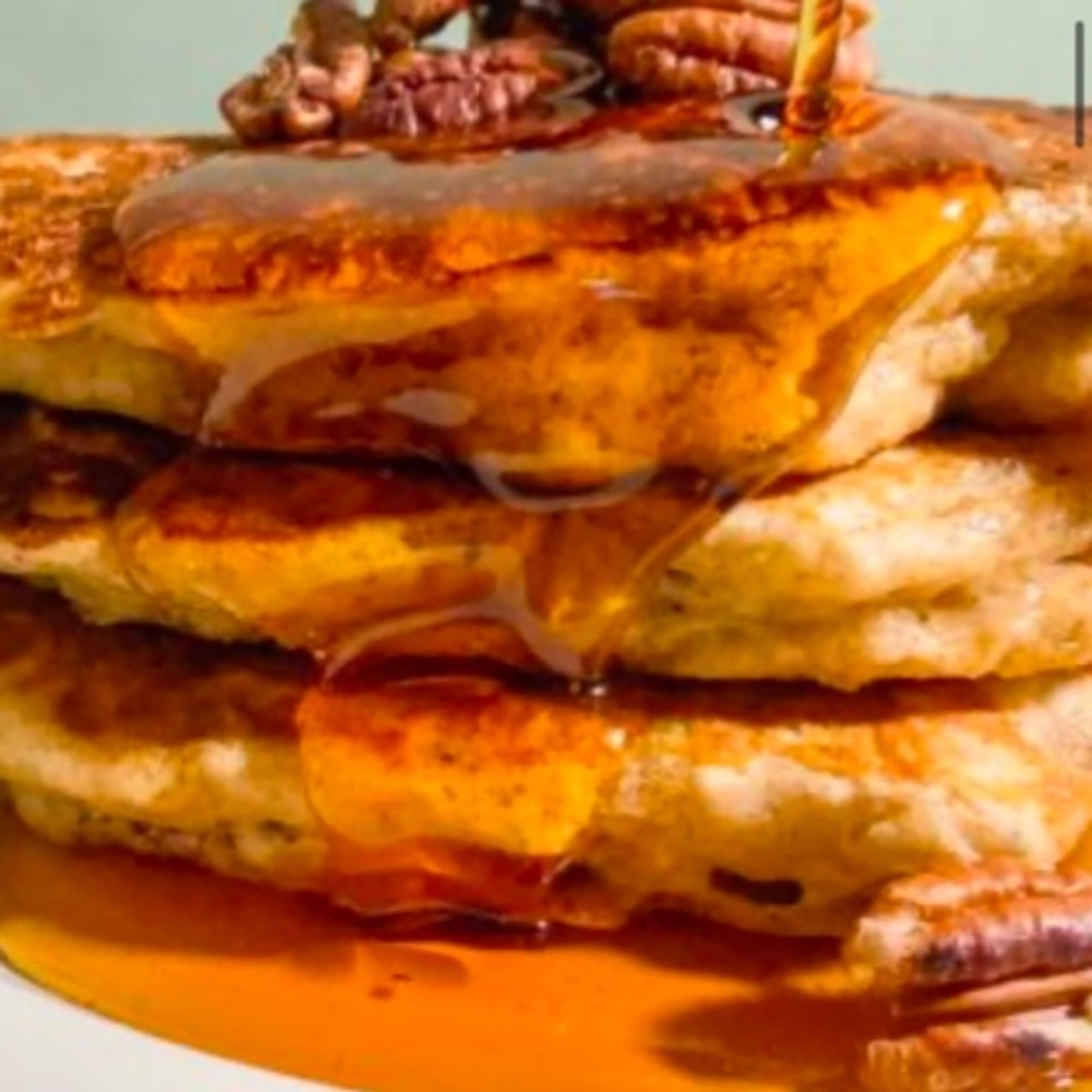 SHORT STACK PECAN PANCAKES