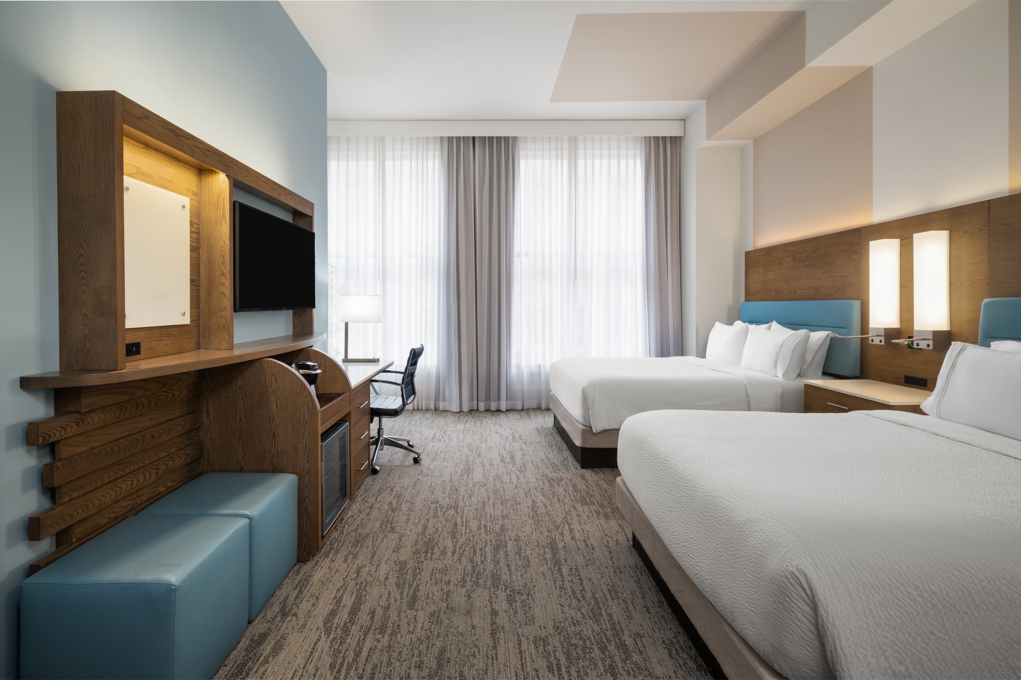 EVEN Hotel Pittsburgh Downtown by IHG Image