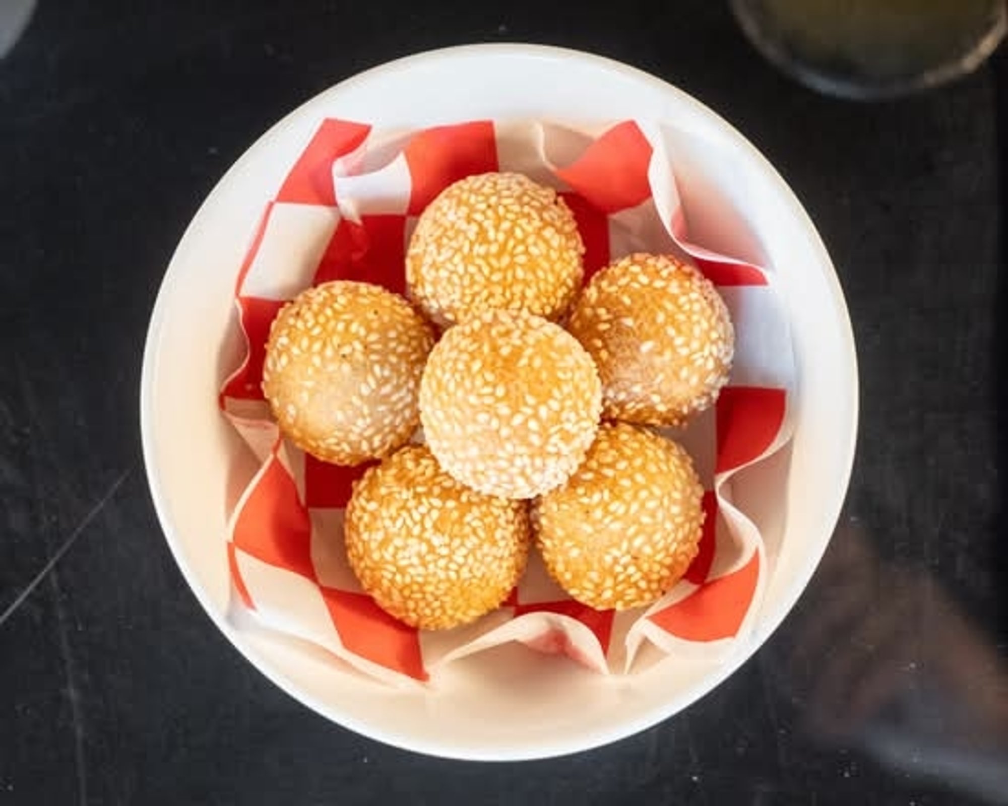 Sesame Balls (Chinese-Style) (6 pcs)