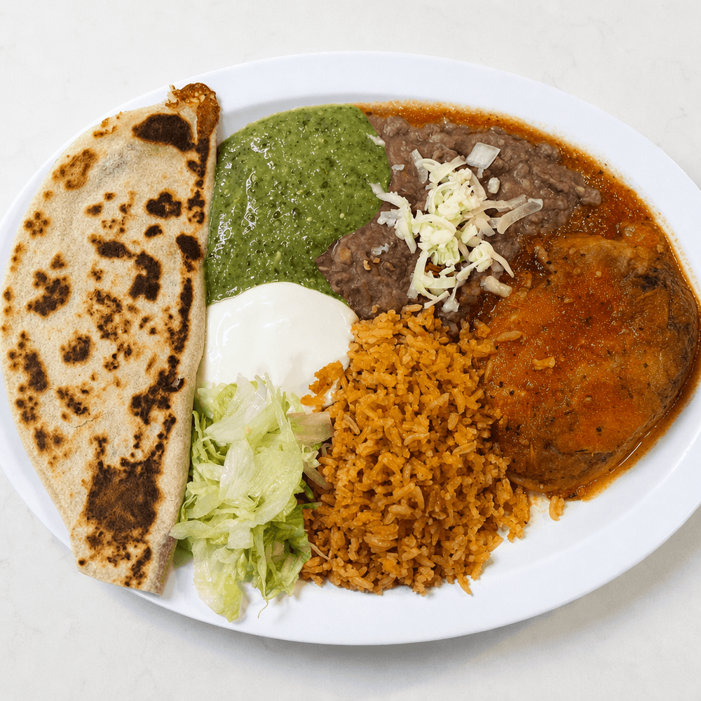 #7 Chile Relleno & Quesadilla Combo