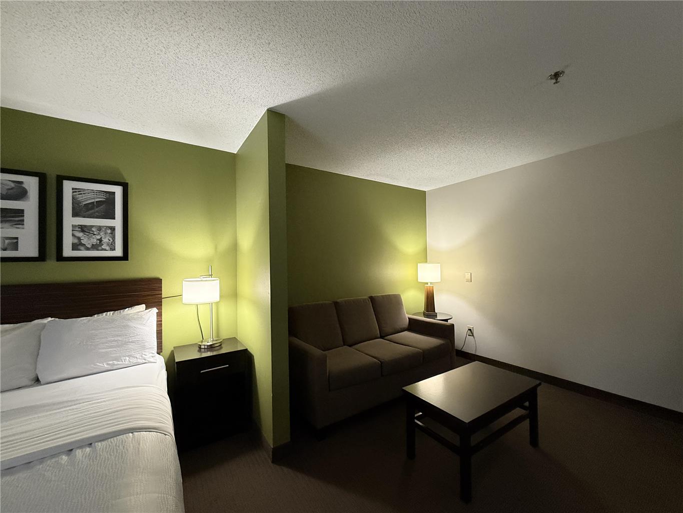 SureStay by Best Western Roseburg Image