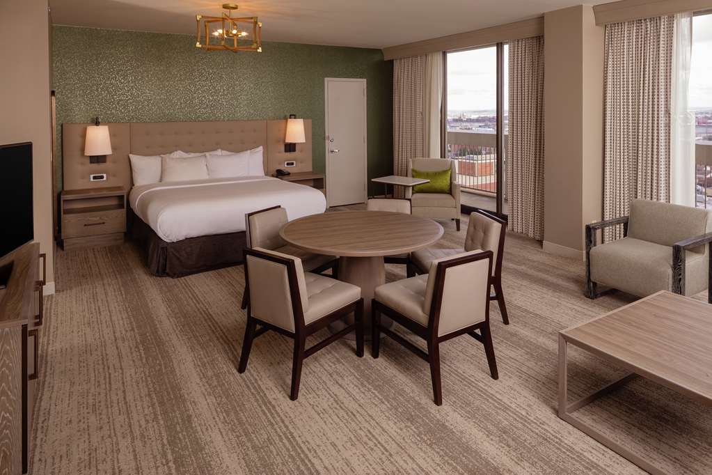 Hilton Birmingham Downtown at UAB Image