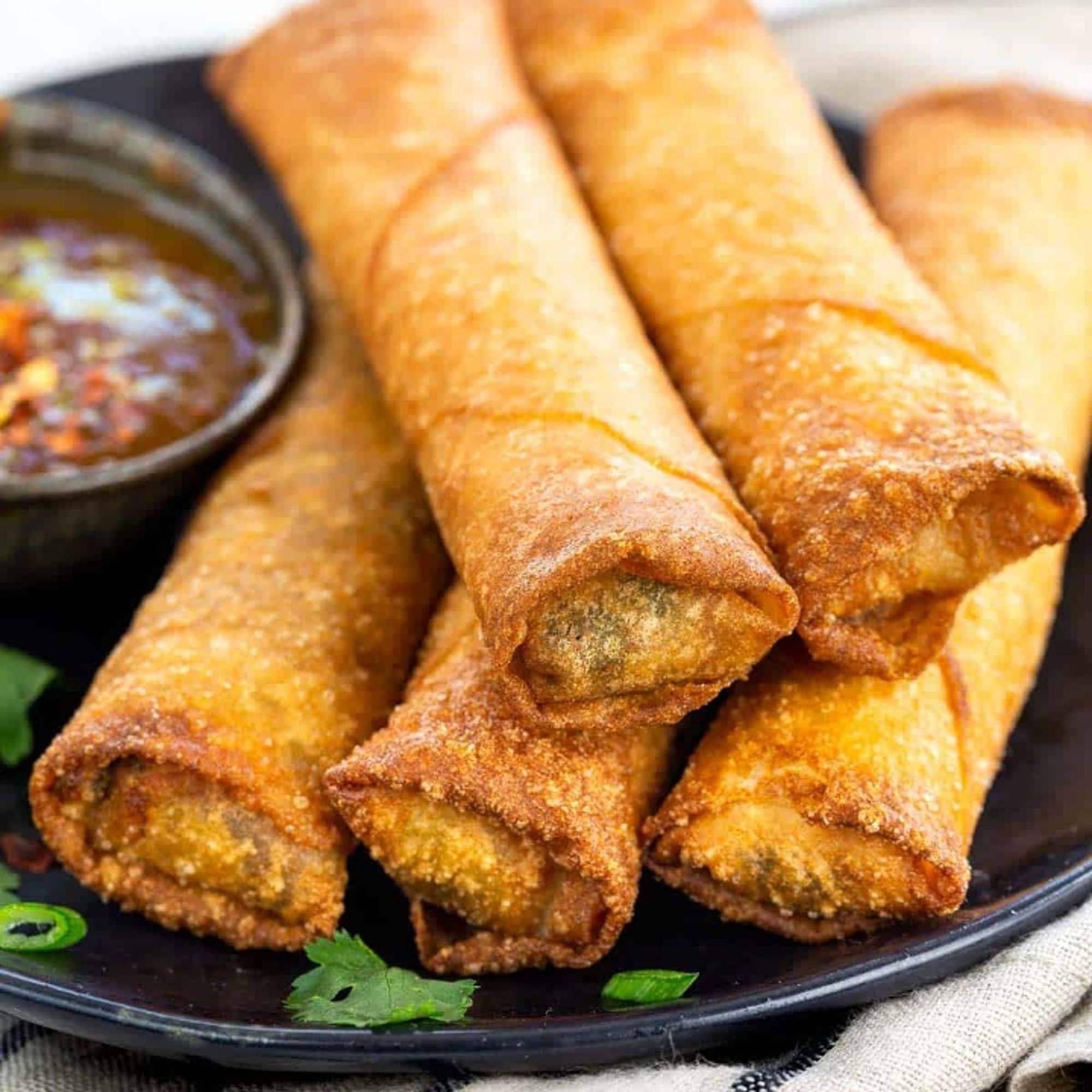 Veggie Egg-Rolls (4pcs)