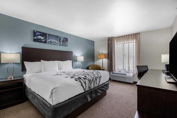 Images Sleep Inn & Suites Ankeny - Des Moines