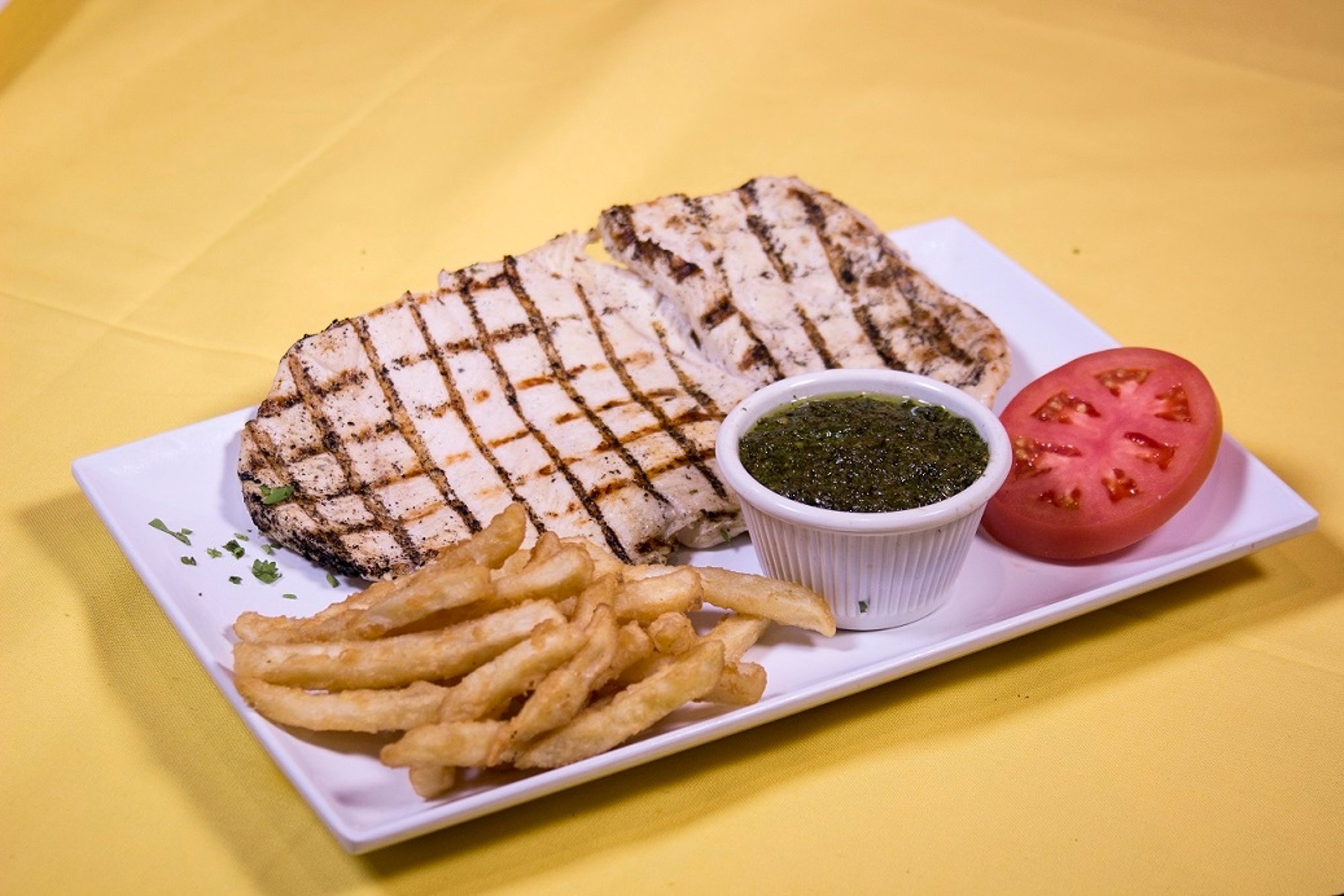 Grilled Chicken Breast with arroz