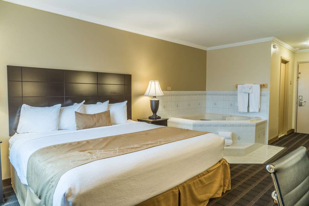 Best Western Inn & Suites Image