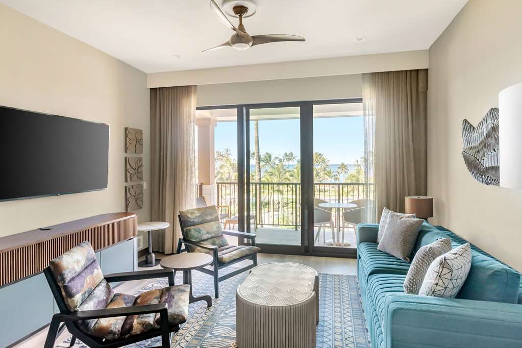 Hilton Grand Vacations Club Maui Bay Villas Image