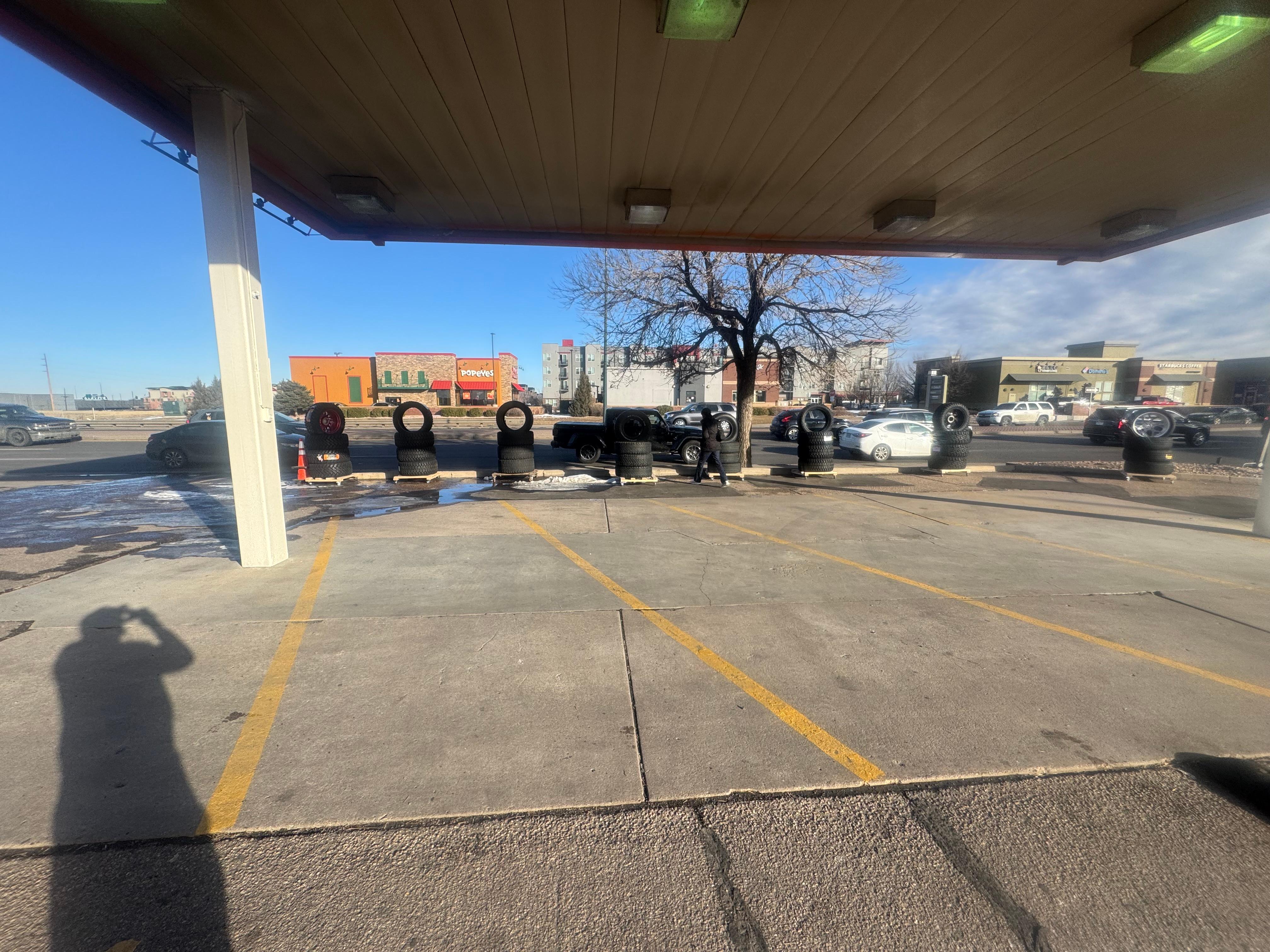 King's Custom Tires - Colorado Blvd Image