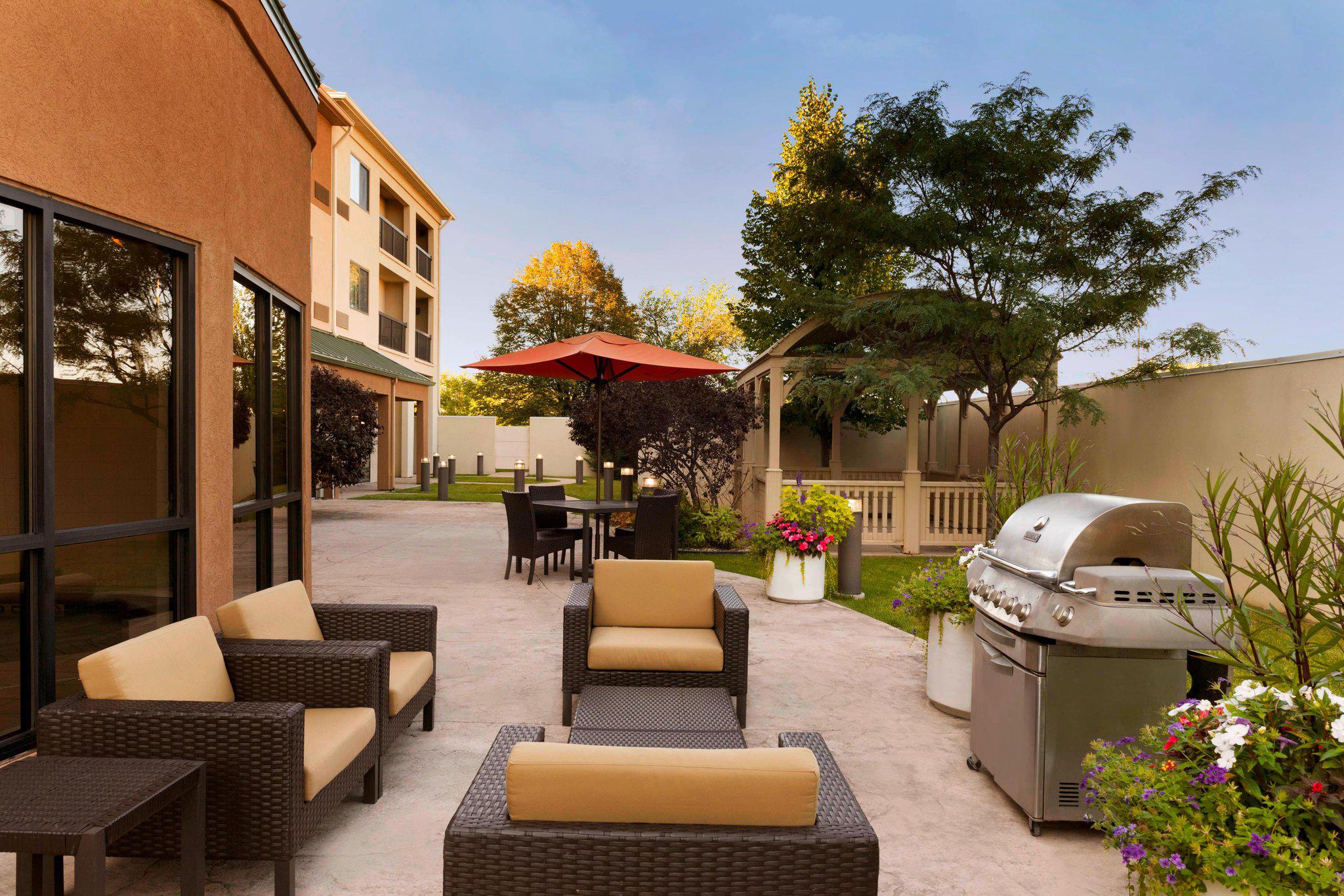 Courtyard by Marriott Peoria Photo