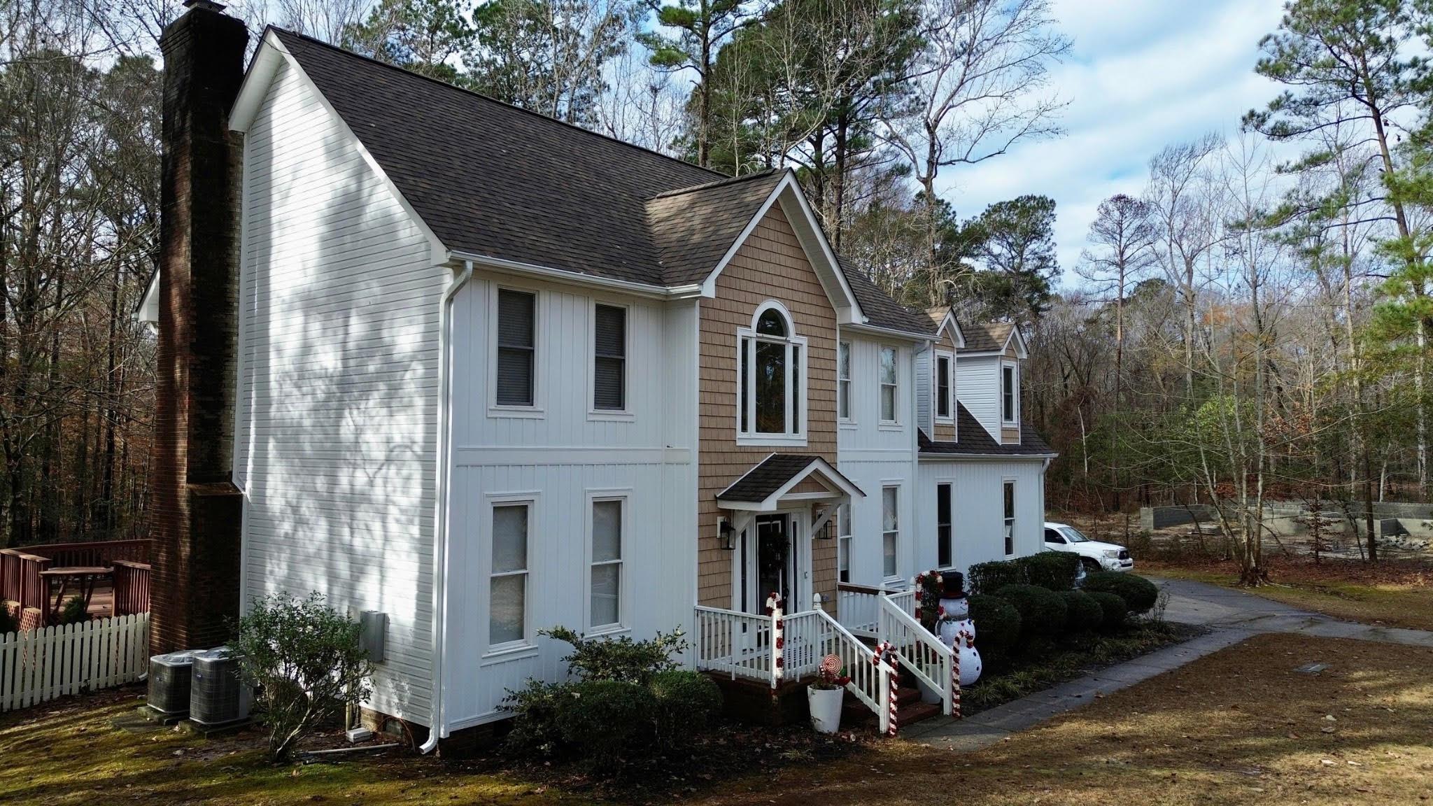 LIFE CONSTRUCTION & ROOFING Image