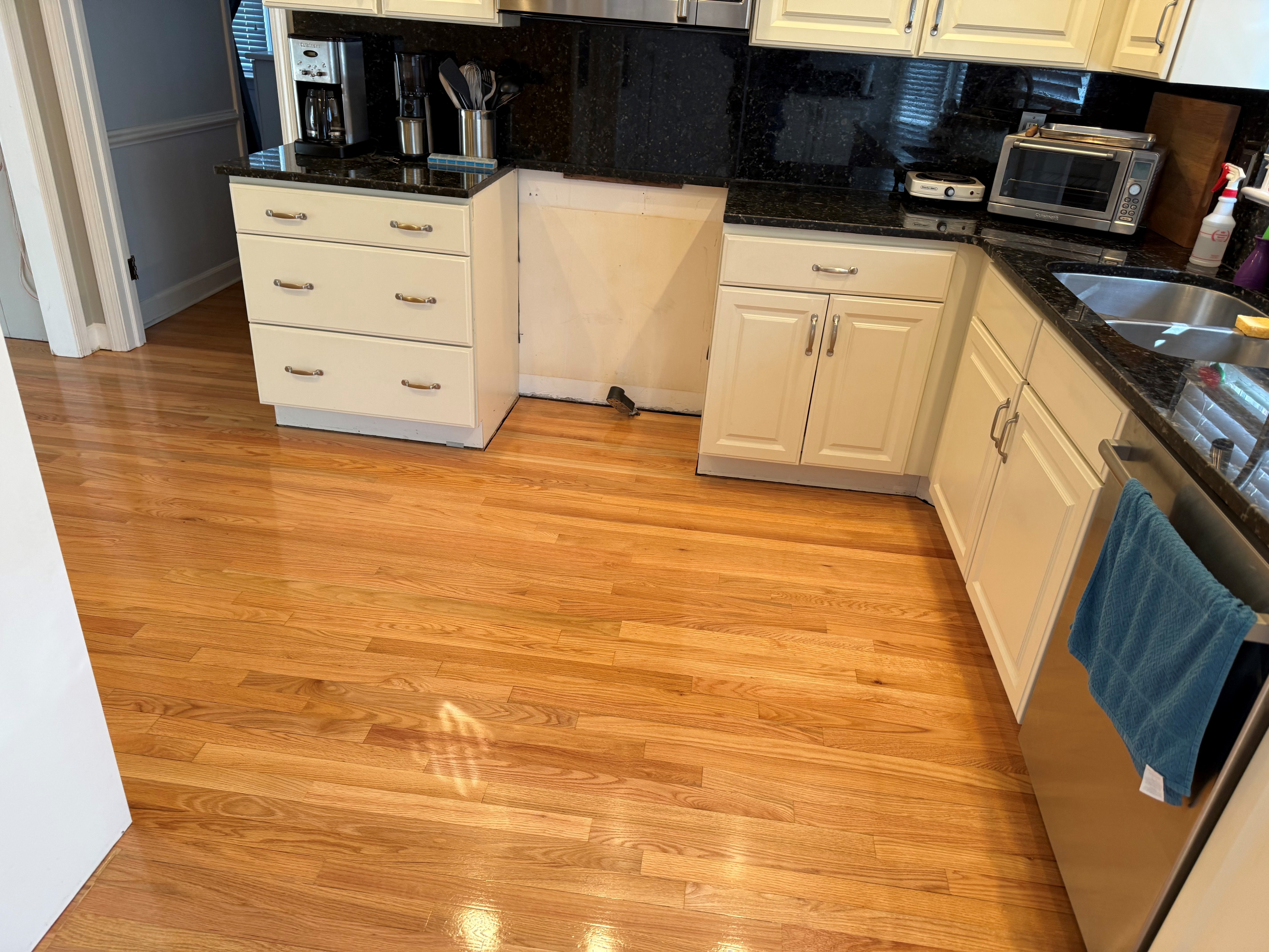 Apple Floor Solutions Image