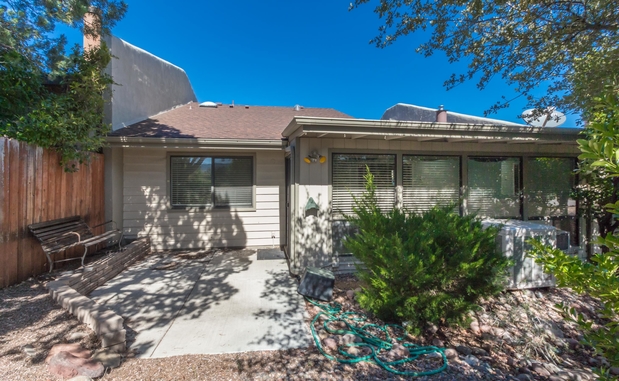 Images Donny Karcie - RE/MAX Mountain Properties