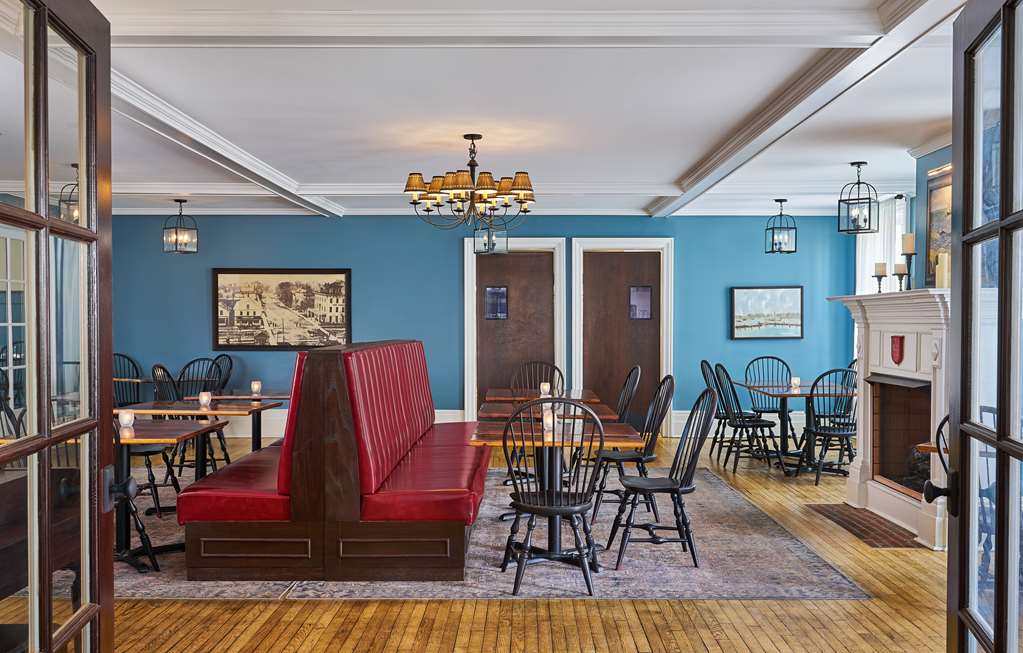 The Cadillac House Lexington, Tapestry Collection by Hilton Image